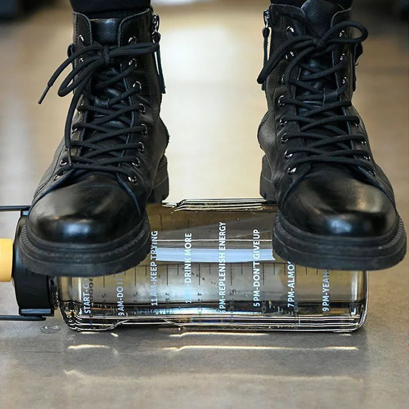 Sports Water Bottle Large Capacity Plastic Cup Leak-proof With Straw